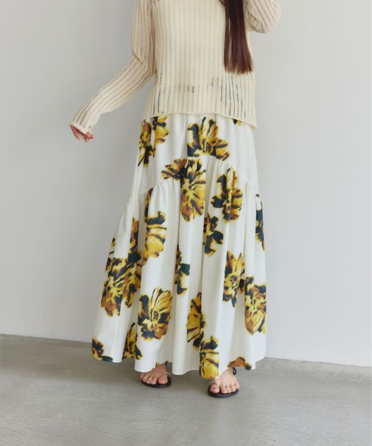 EMMEL REFINES「＜EMMEL REFINES＞EM ビッグフラワー ヘムギャザー スカート」|スカート|OFF WHITE