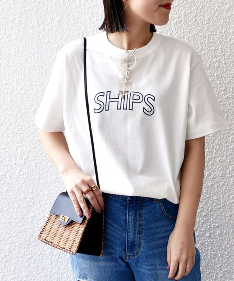 SHIPS for women「《一部追加予約》【WEB限定】 SHIPS ラウンド プリント ロゴ TEE」|Tシャツ・カットソー|