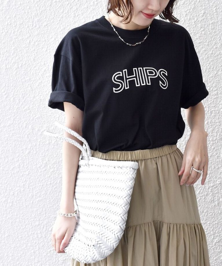 SHIPS for women「《一部追加予約》【WEB限定】 SHIPS ラウンド プリント ロゴ TEE」|Tシャツ・カットソー|