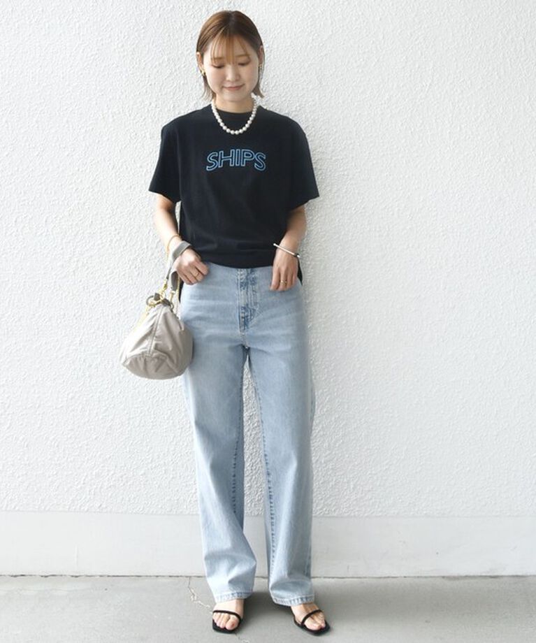 SHIPS for women「《一部追加予約》【WEB限定】 SHIPS ラウンド プリント ロゴ TEE」|Tシャツ・カットソー|
