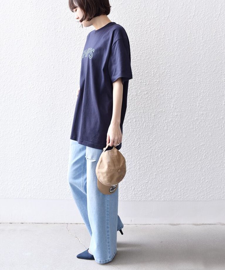 SHIPS for women「《一部追加予約》【WEB限定】 SHIPS ラウンド プリント ロゴ TEE」|Tシャツ・カットソー|