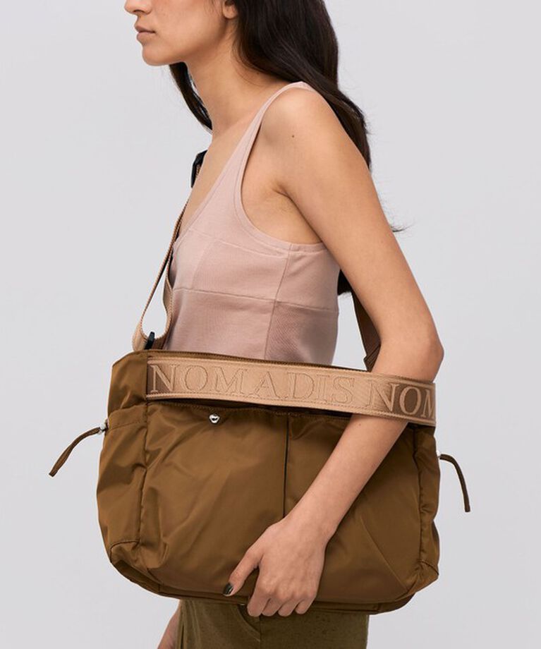 TOMORROWLAND GOODS「NOMADIS BASQUE M SLD バッグ」|ショルダー・メッセンジャー|