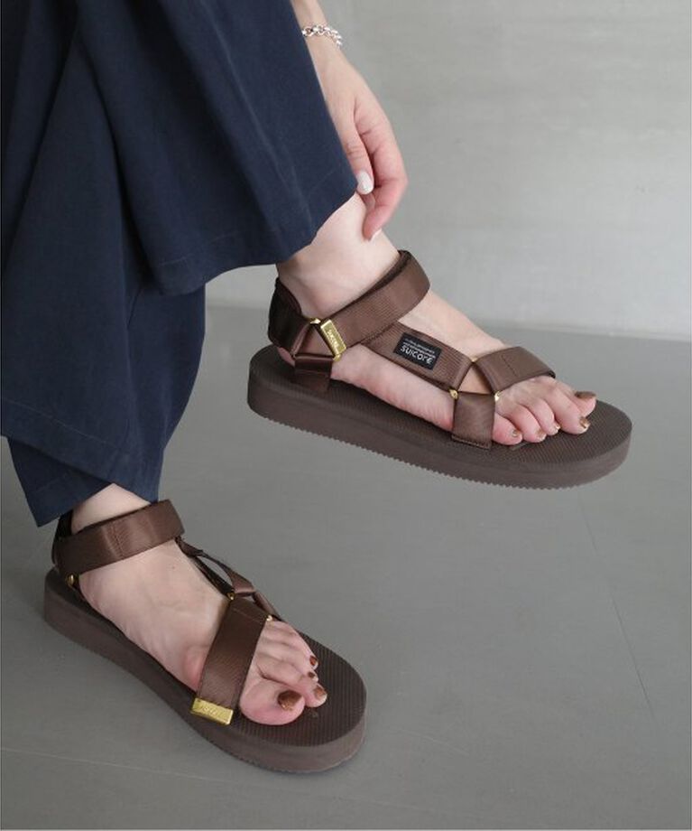 SLOBE IENA「《予約》SUICOKE/スイコック SLOBE別注 サンダル OG-022Cab」|サンダル|ブラウン
