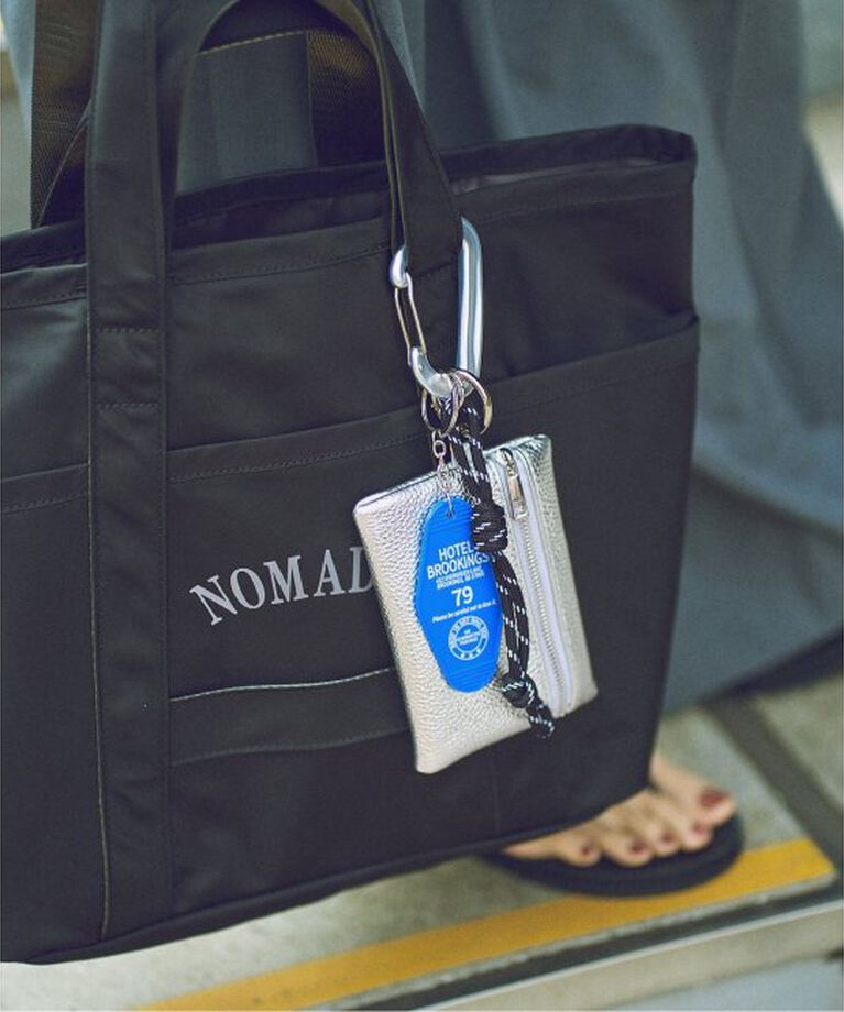 FRAMeWORK「≪予約≫BALMYDAYS×haru×FRAMeWORK 別注MOTEL CHARM ポーチ」|ポーチ|