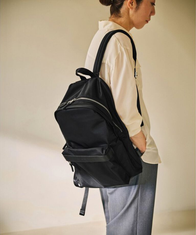 E'POR「【E'POR】【A4/PC対応・撥水】Pac Sac（ パックサック ）/新色追加」|リュック|クロメイン