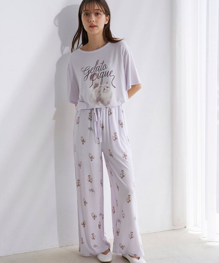 gelato pique「【ONLINE限定】CAT柄ワンポイントTシャツ&ロングパンツセット」|ルームウェア|