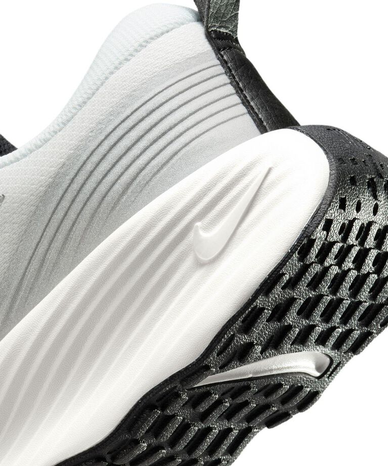 NIKE「【NIKE】W PROMINA PRM」|スニーカー|