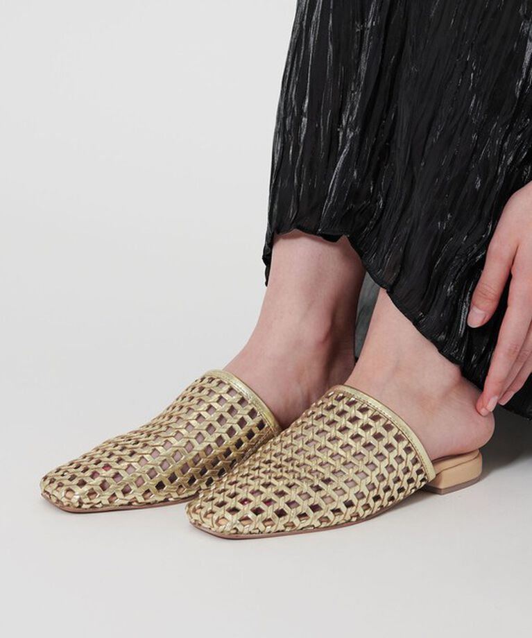 BEAUTY&YOUTH UNITED ARROWS「メッシュ スライダーサンダル」|サンダル|GOLD