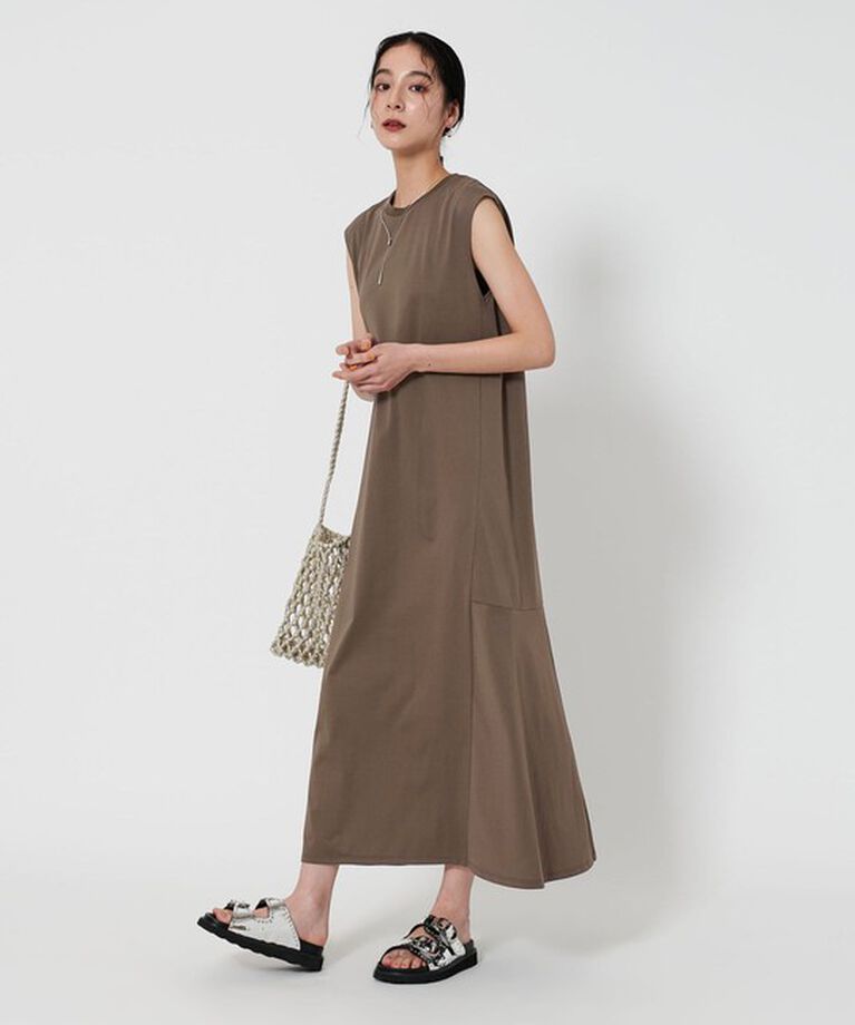 BEAUTY&YOUTH UNITED ARROWS「【WEB限定 Wardrobe DAILY MINIMAL】ティアード フレンチスリーブワンピース ー接触冷感/ウォッシャブルー」|ワンピース|MOCA