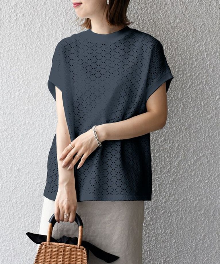 SHIPS for women「【WEB限定】〈手洗い可能〉アイレット クルーネック プルオーバー」|Tシャツ・カットソー|