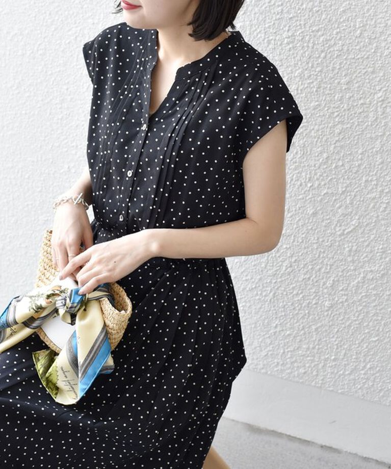 SHIPS for women「【WEB限定】〈洗濯機可能〉ドット 花柄 サイド プリーツ フレンチスリーブ ワンピース」|ワンピース|ブラック系