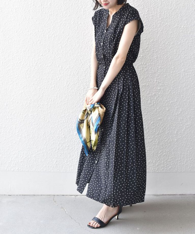 SHIPS for women「【WEB限定】〈洗濯機可能〉ドット 花柄 サイド プリーツ フレンチスリーブ ワンピース」|ワンピース|