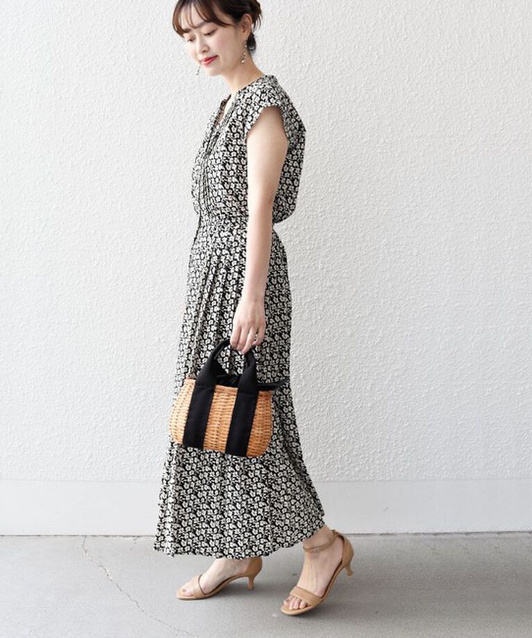 SHIPS for women「【WEB限定】〈洗濯機可能〉ドット 花柄 サイド プリーツ フレンチスリーブ ワンピース」|ワンピース|