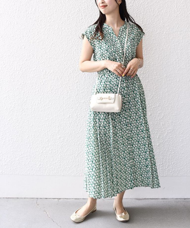 SHIPS for women「【WEB限定】〈洗濯機可能〉ドット 花柄 サイド プリーツ フレンチスリーブ ワンピース」|ワンピース|