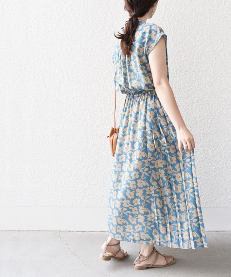 SHIPS for women「【WEB限定】〈洗濯機可能〉ドット 花柄 サイド プリーツ フレンチスリーブ ワンピース」|ワンピース|