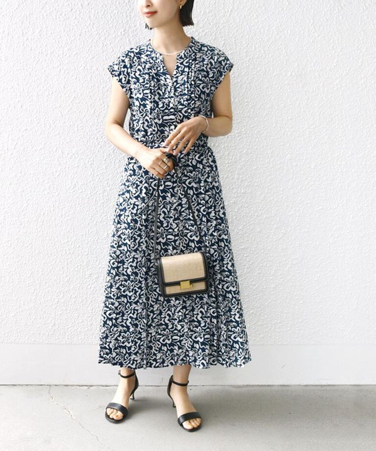 SHIPS for women「【WEB限定】〈洗濯機可能〉ドット 花柄 サイド プリーツ フレンチスリーブ ワンピース」|ワンピース|
