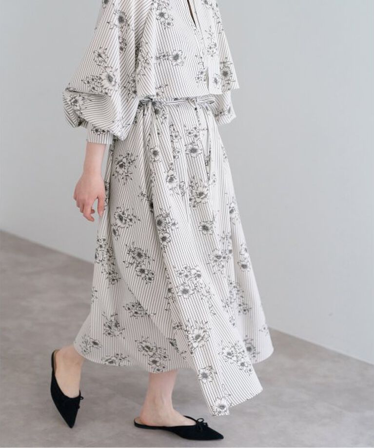 IENA「《追加》ストライプフラワーサッシュワンピース」|ワンピース|
