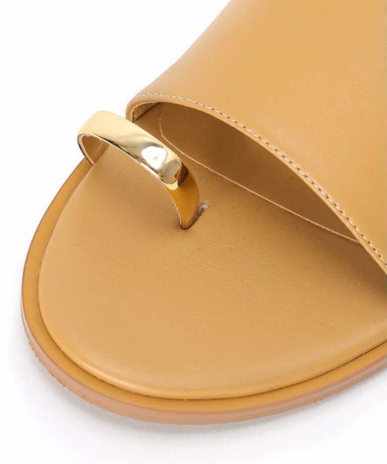 NOBLE「《WEB限定追加予約2》LE VERNIS/ルベルニ Toe ring sandals」|サンダル|