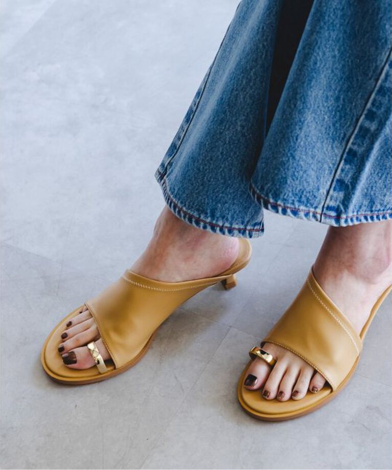 NOBLE「《WEB限定追加予約2》LE VERNIS/ルベルニ Toe ring sandals」|サンダル|