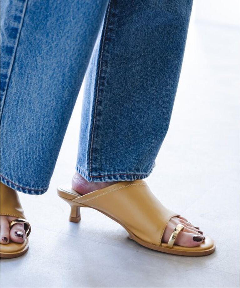 NOBLE「《WEB限定追加予約2》LE VERNIS/ルベルニ Toe ring sandals」|サンダル|
