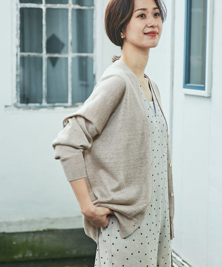 URBAN RESEARCH DOORS「DOORS リネンVネックカーディガン」|カーディガン|L/BEIGE