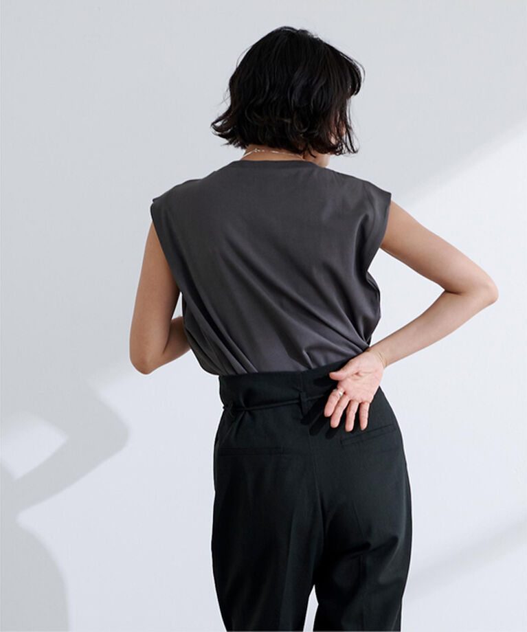 ur's「汗染み防止ショルダータックトップス」|Tシャツ・カットソー|