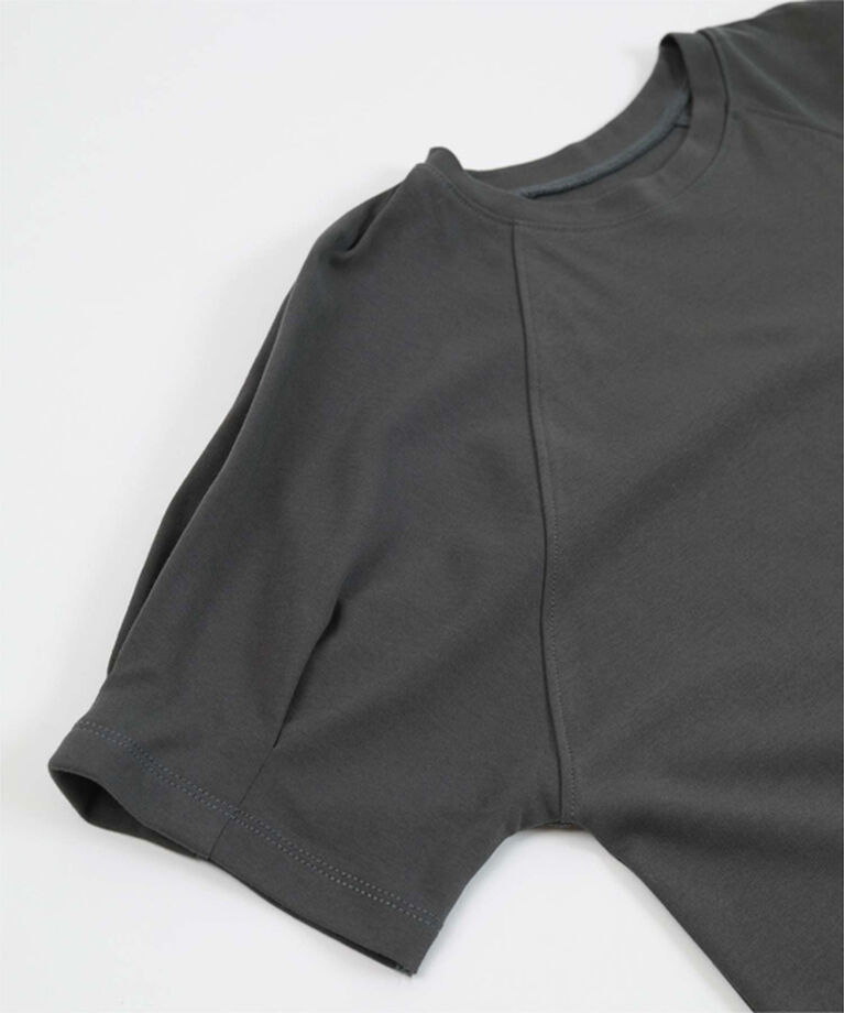 ur's「汗染み防止タックボリュームスリーブTシャツ」|Tシャツ・カットソー|