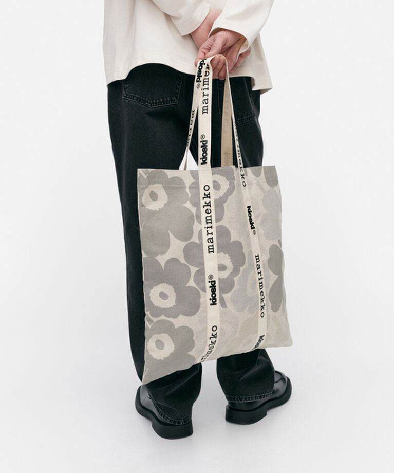 Marimekko「【日本限定】Carrier Midi Unikko ファブリックバッグ」|トートバッグ|