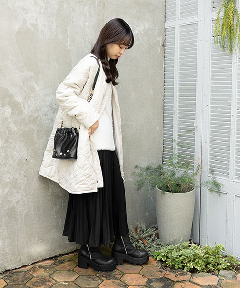 MARY QUANT「スパークルビジューデイジー ショルダー」|ショルダー・メッセンジャー|