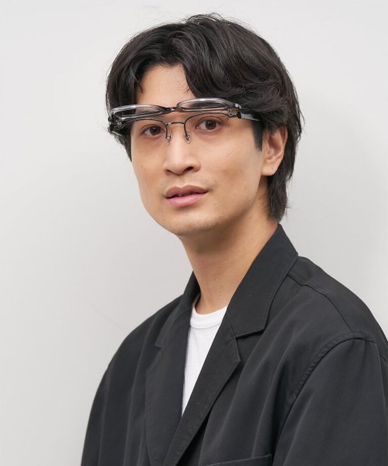  「ウェリントン型 メガネ｜伊達メガネ｜ビジネス｜Zoff｜FLIPUP(跳ね上げ式) レンズ交換券付」|メガネ|