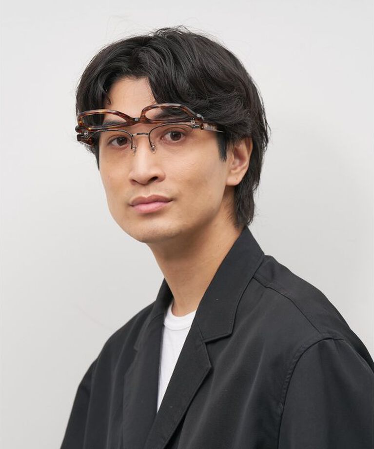  「ウェリントン型 メガネ｜伊達メガネ｜ビジネス｜Zoff｜FLIPUP(跳ね上げ式) レンズ交換券付」|メガネ|