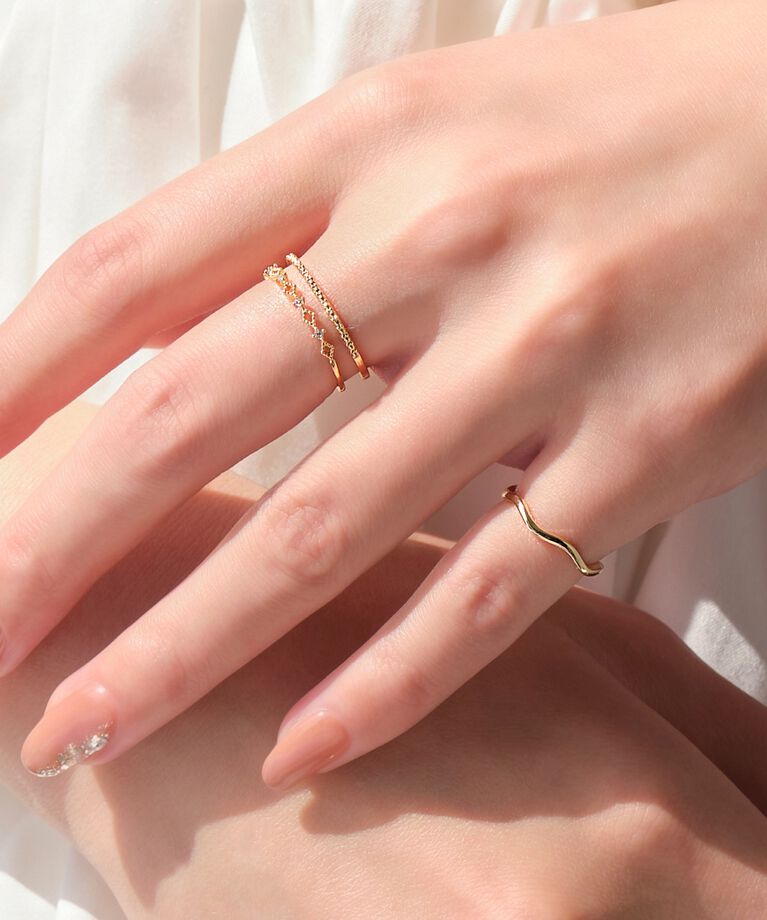 Phoebe「フェミニンプレイスドビジューセットリング ゴールド」|リング|ゴールド