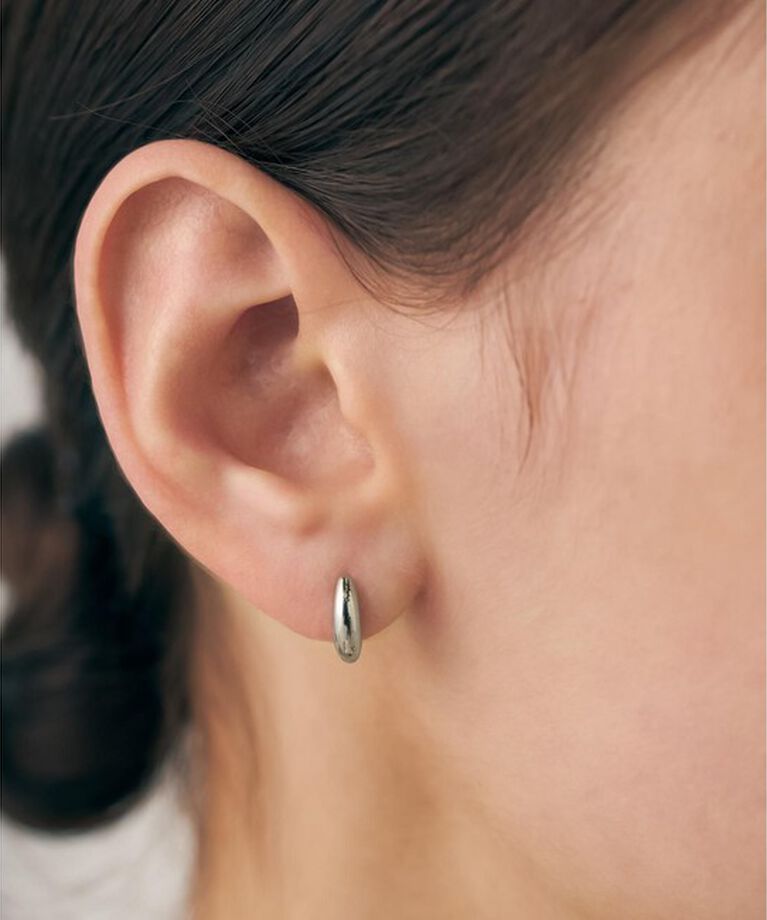 ete「チャンキー ハグピアス」|ピアス|