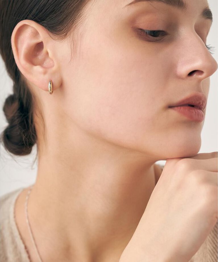 ete「チャンキー ハグピアス」|ピアス|