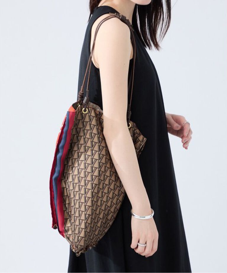 VERMEIL par iena「《追加予約》manipuri マニプリ Bag 別注Verロゴxネイティブビット」|トートバッグ|