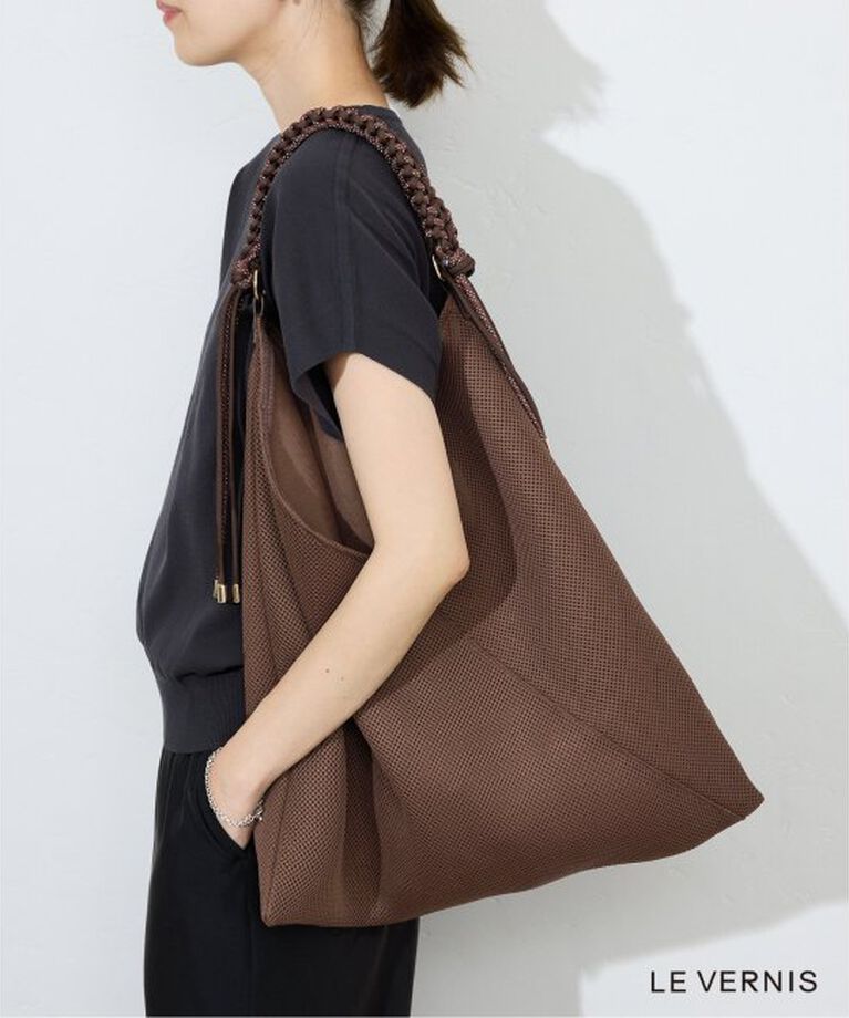 SLOBE IENA「《予約》LE VERNIS/ル ベルニ パラコードハンドルメッシュバック 235-211505」|ショルダー・メッセンジャー|