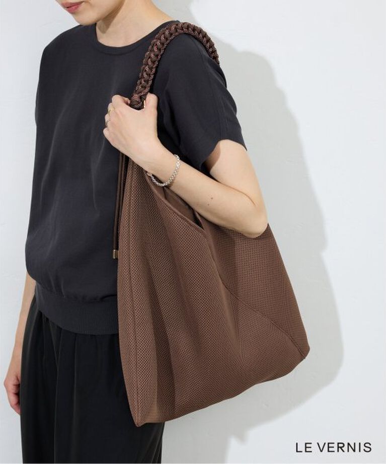 SLOBE IENA「《予約》LE VERNIS/ル ベルニ パラコードハンドルメッシュバック 235-211505」|ショルダー・メッセンジャー|