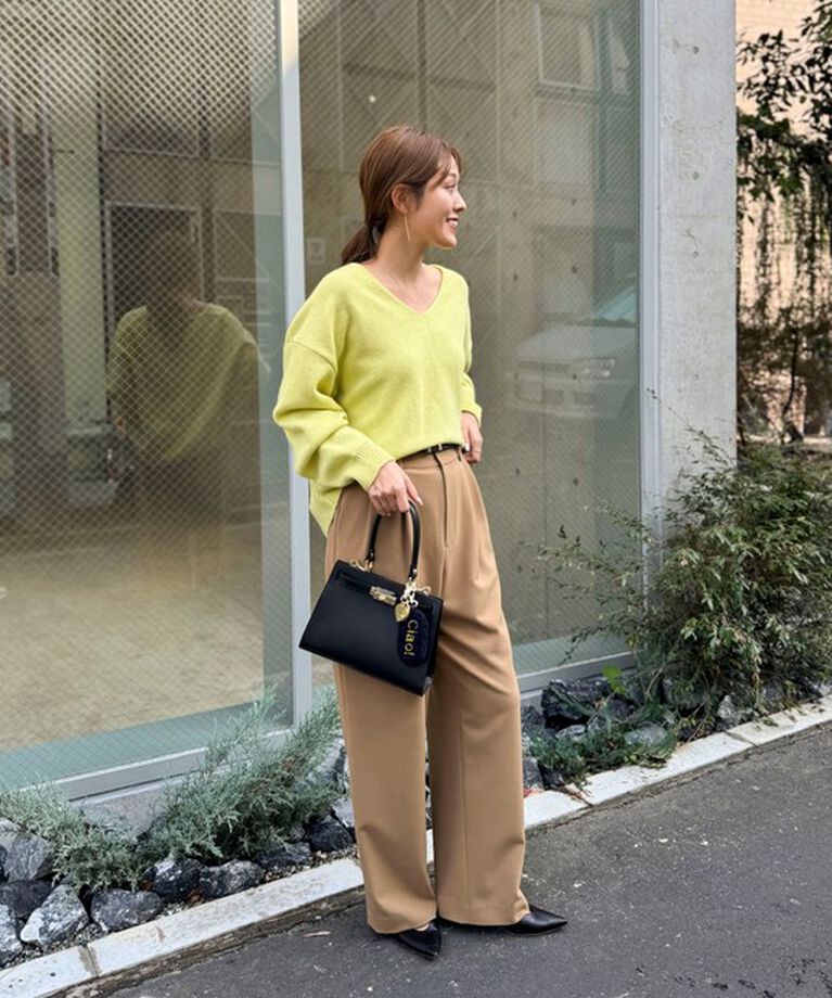 NOLLEY'S「ロゴ刺繍入りVネックプルオーバーニット」|ニット・セーター|
