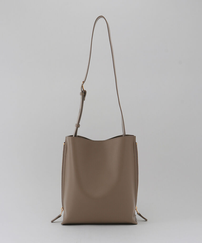 E'POR「【E'POR】Y BAG Shoulder Medium（サイドジップショルダーバッグ）【WEB限定/一部店舗限定】【メディア掲載」|ショルダー・メッセンジャー|