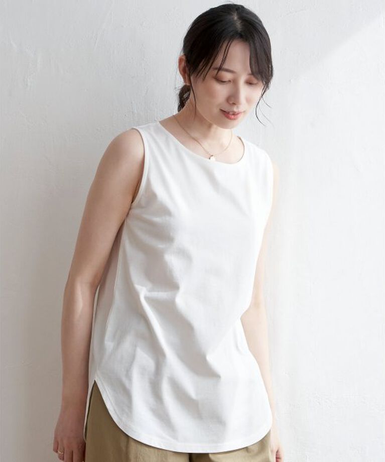 ikka「【雑誌InRed5月号掲載】コットンUSA裾ラウンドノースリプルオーバー」|タンクトップ|