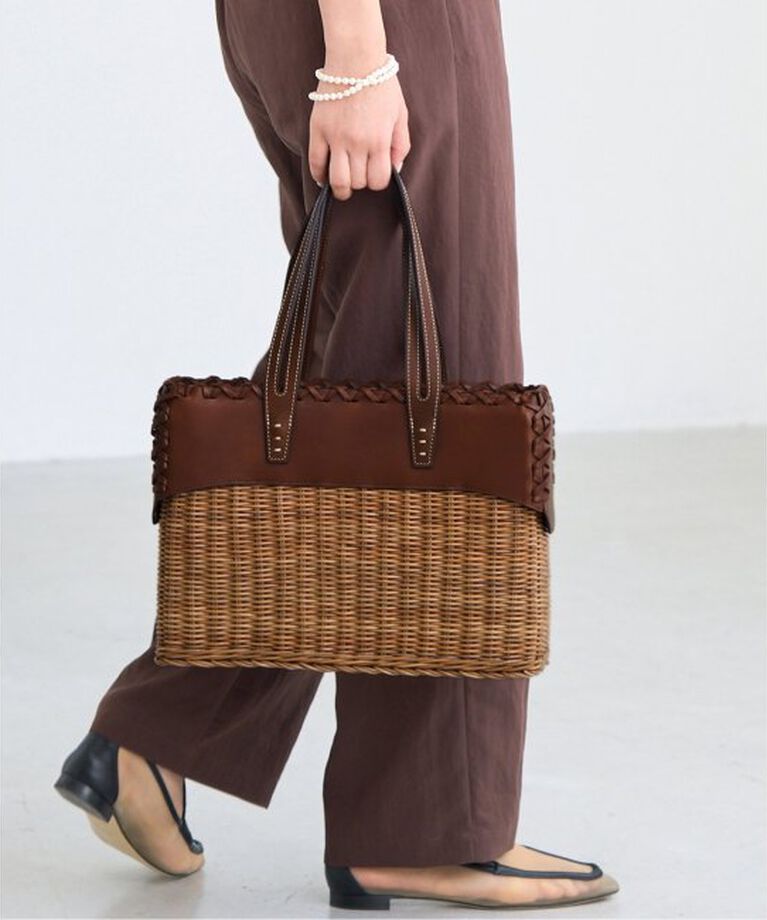 IENA「A VACATION/ア ヴァケーション RATTAN M バッグ 25SSA97-00-25」|かごバッグ|ブラウン