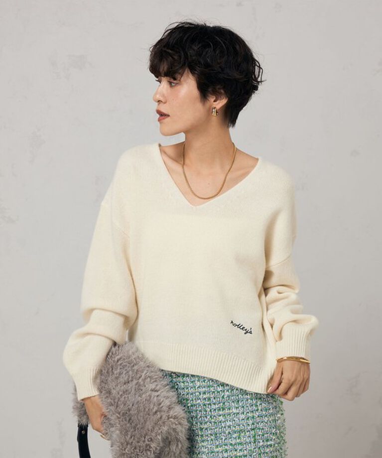 NOLLEY'S「ロゴ刺繍入りVネックプルオーバーニット」|ニット・セーター|