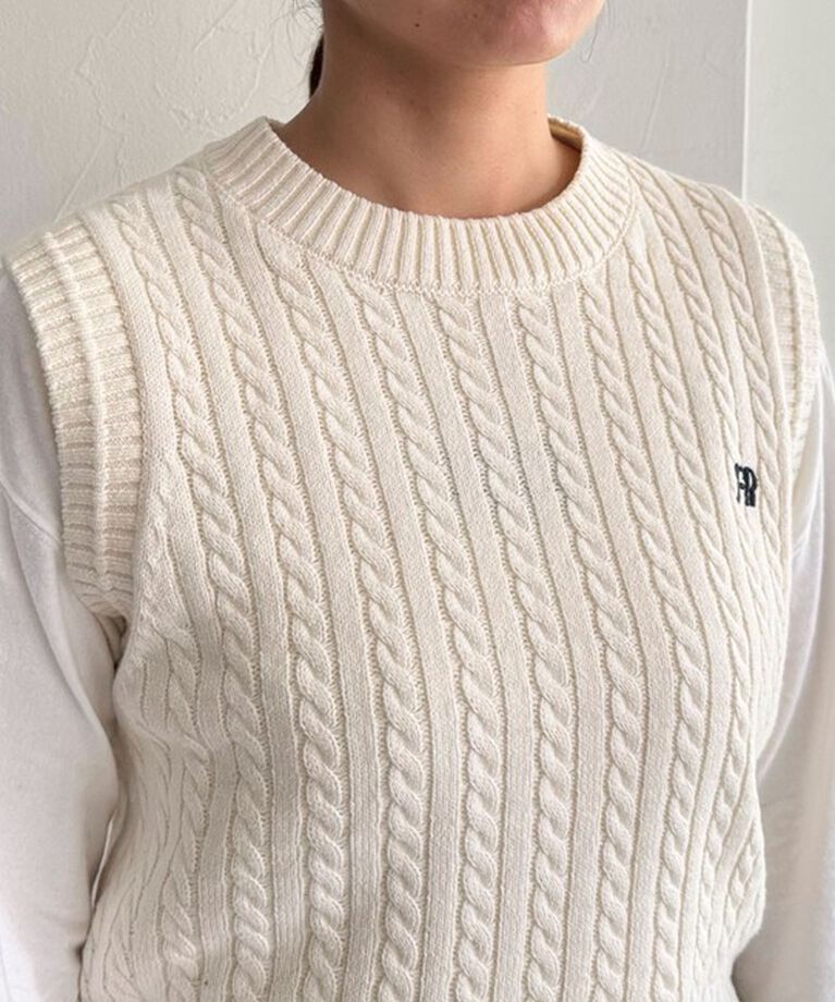 fredy emue「FR刺繍ケーブル柄ニットベスト」|ベスト・ジレ|