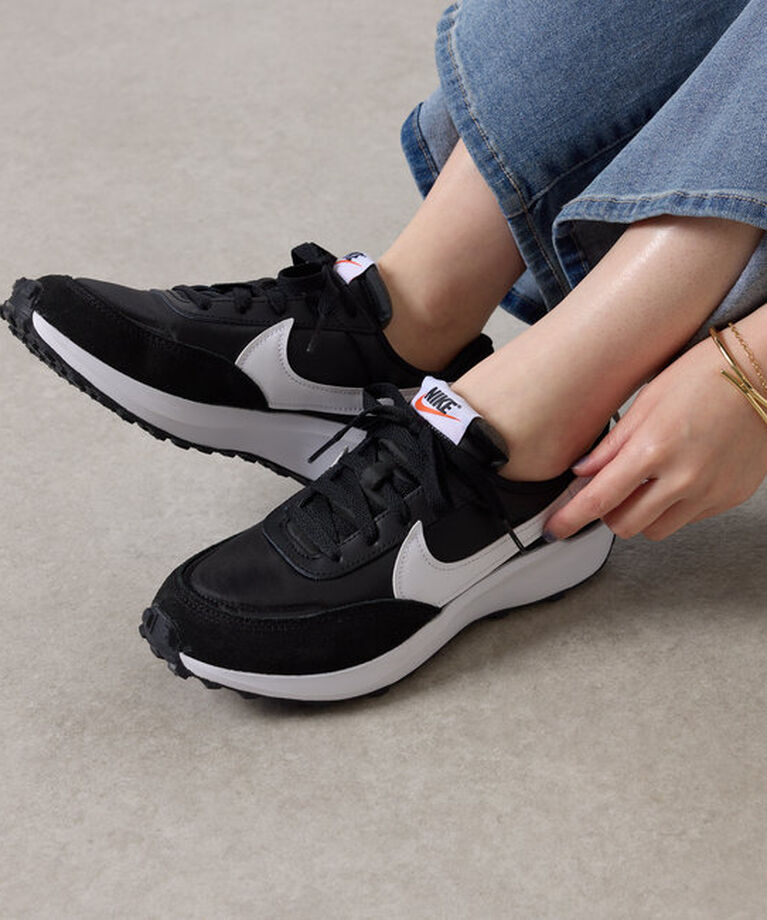  「【NIKE/ナイキ】ウィメンズ ワッフル デビュースニーカー」|ロングブーツ|ブラック