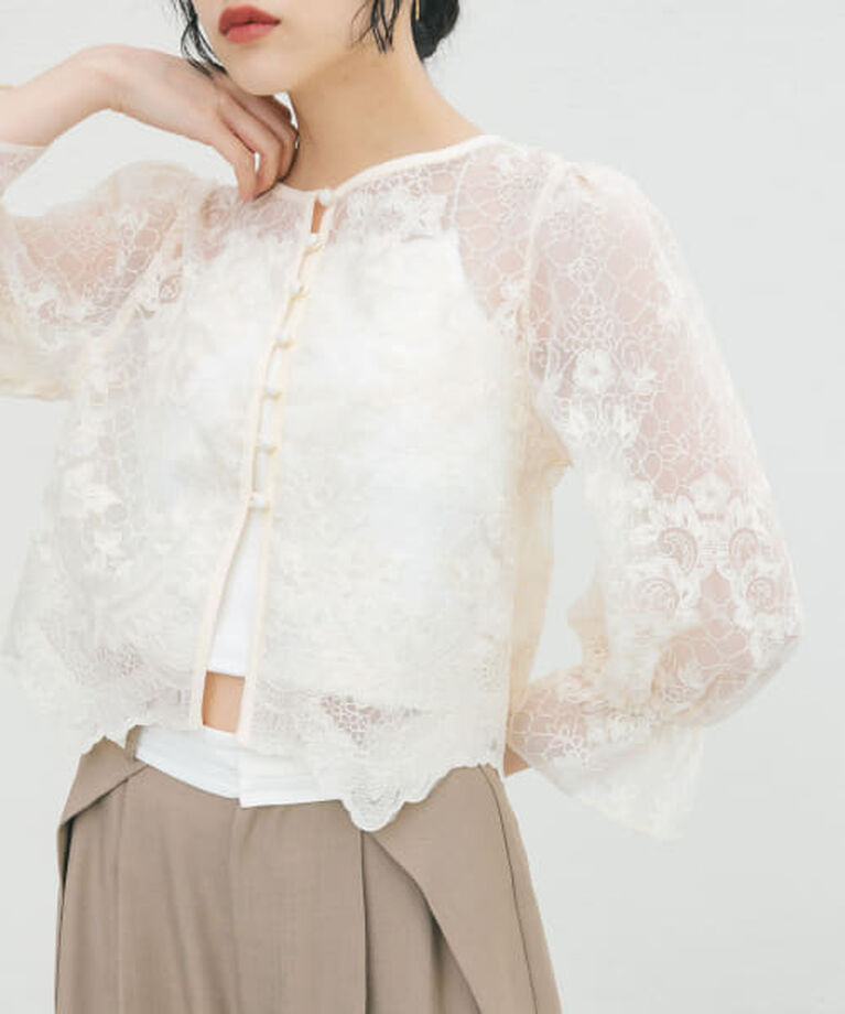  「KBF オーガンジー刺繍クロップドブラウス」|シャツ・ブラウス|IVORY