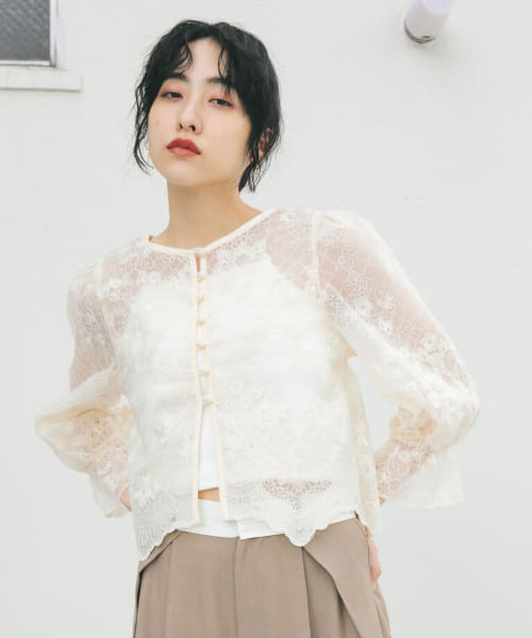  「KBF オーガンジー刺繍クロップドブラウス」|シャツ・ブラウス|