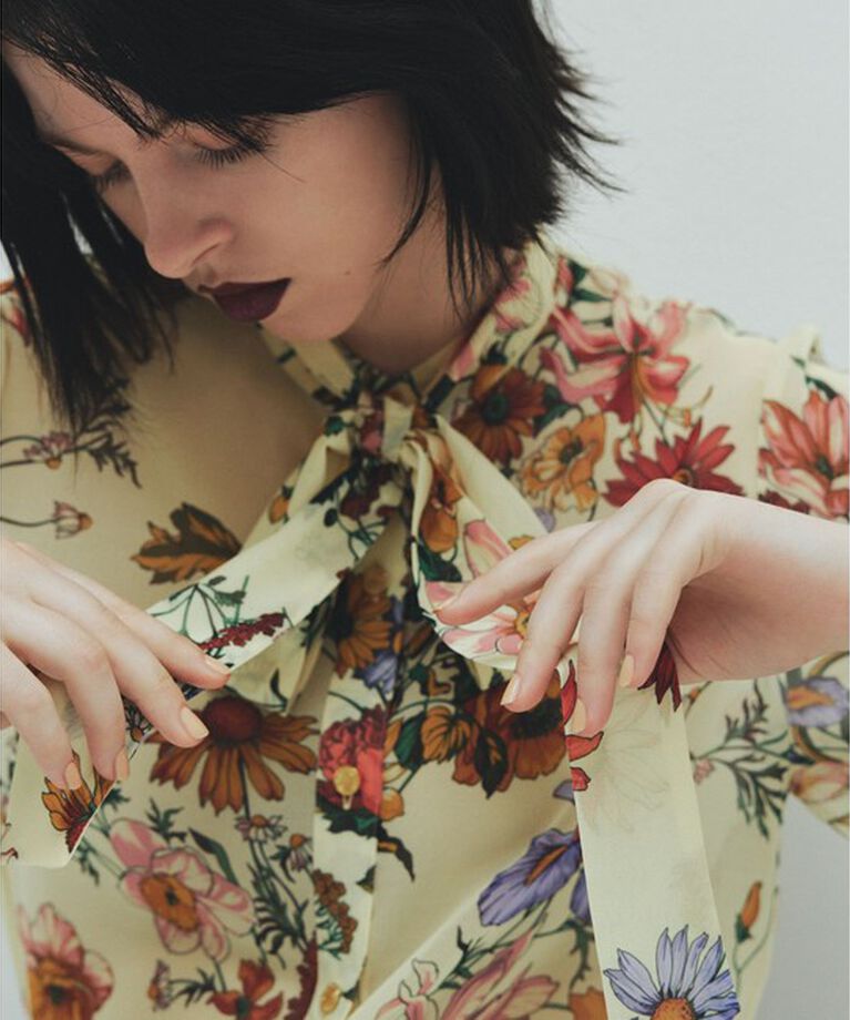 LOULOU WILLOUGHBY「【LOULOU WILLOUGHBY】RATTIシフォンフラワープリントブラウス」|シャツ・ブラウス|ホワイト系