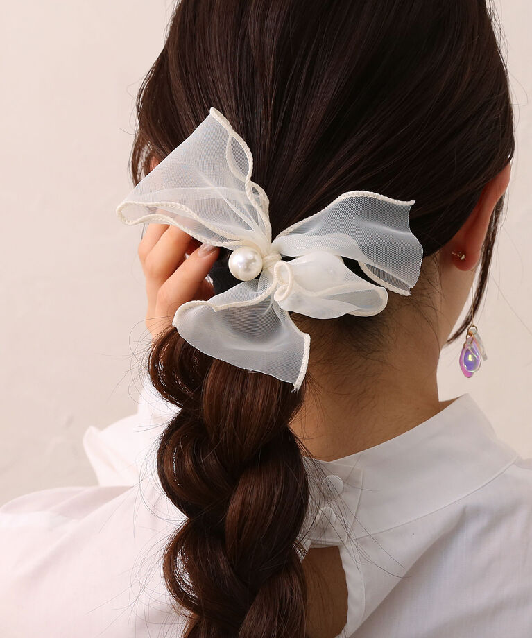  「チュール×パールのリボンヘアゴム」|ヘアゴム・シュシュ|アイボリー