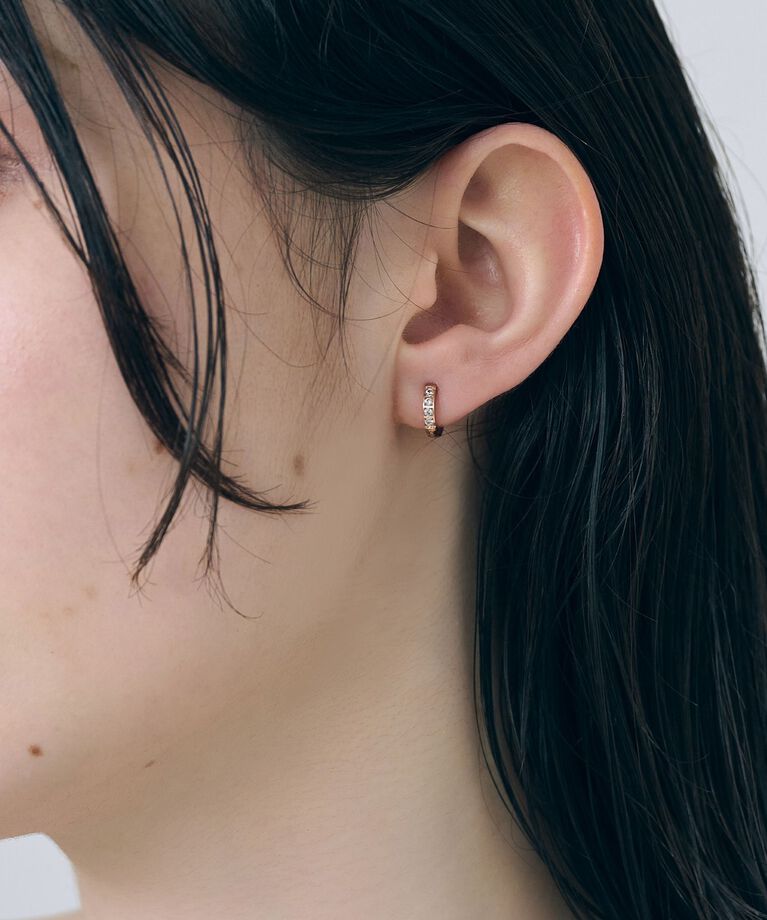 Phoebe「【金属アレルギー対応】ワンタッチビジューフープミニピアス　ローズゴールド/サージカルステンレス」|ピアス|