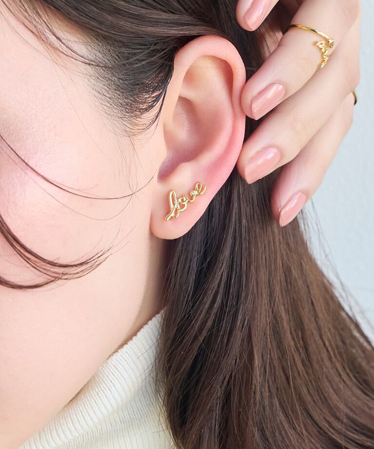 Phoebe「ラッキーレターピアス&イヤリング(ラブ)/片耳」|ピアス|ゴールド